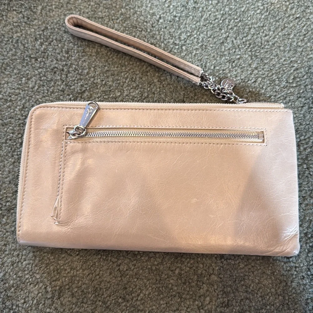 Hobo wristlet - Picture 2 of 5